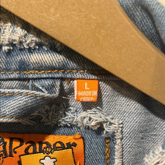Women's Rolling Paper Paint Splash
Denim Jacket Size L - Picture 4 of 5